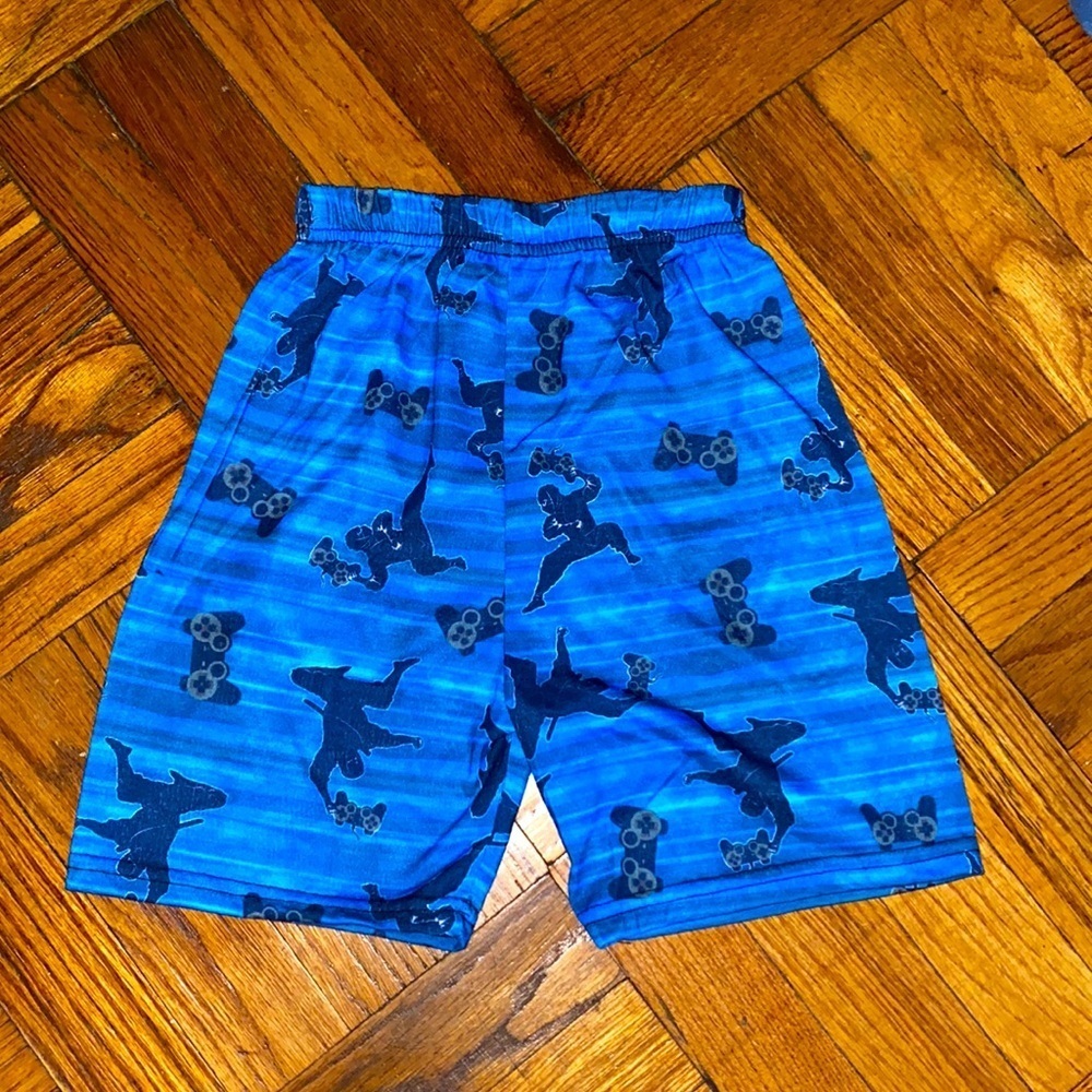 NWOT quad seven shorts size: 5/6